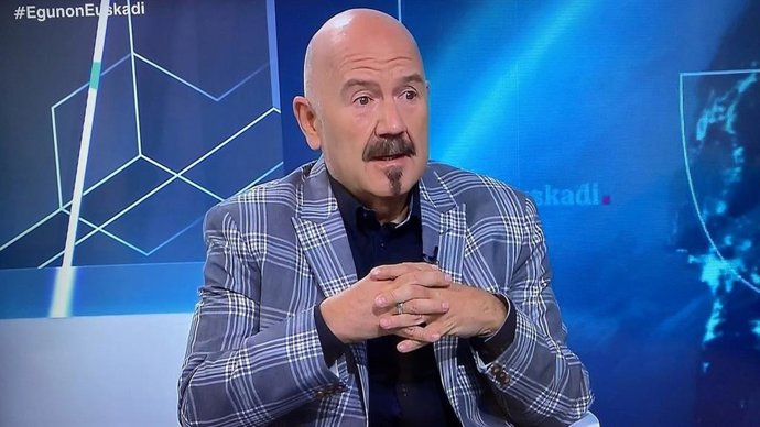 Archivo - El parlamentario del PNV Iñigo Iturrate