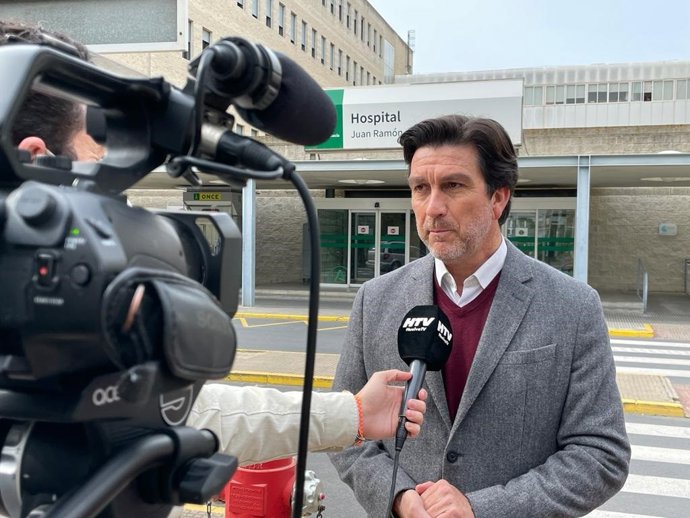 Enrique Gaviño, portavoz de la Comisión Ejecutiva Provincial del PSOE de Huelva.