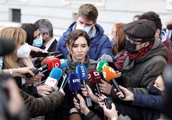 La presidenta de la Comunidad de Madrid, Isabel Díaz Ayuso, ofrece declaraciones a los medios a su salida de la firma del protocolo de actuación y presentación del Año Santo Jubilar San Isidro Labrador