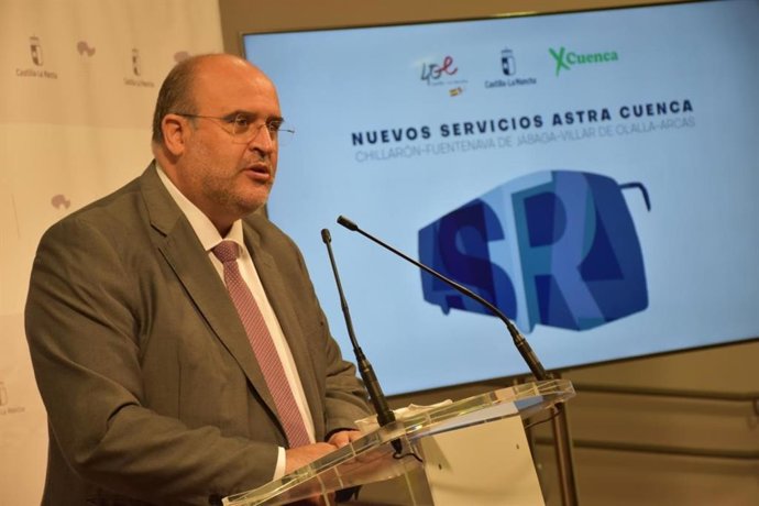 El vicepresidente, José Luis Martínez Guijarro, presenta el Plan X Cuenca.