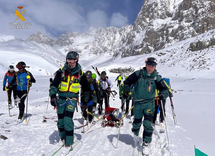 Rescate esquiador.
