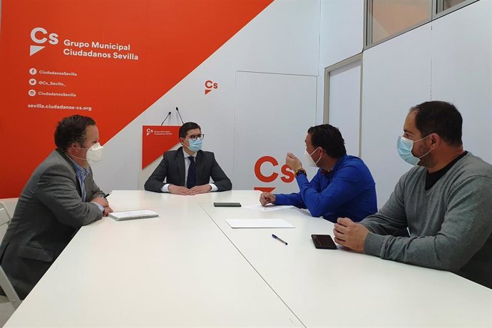 Pimentel se reúne con representantes del Sindicato de Policías Locales (Sppme).