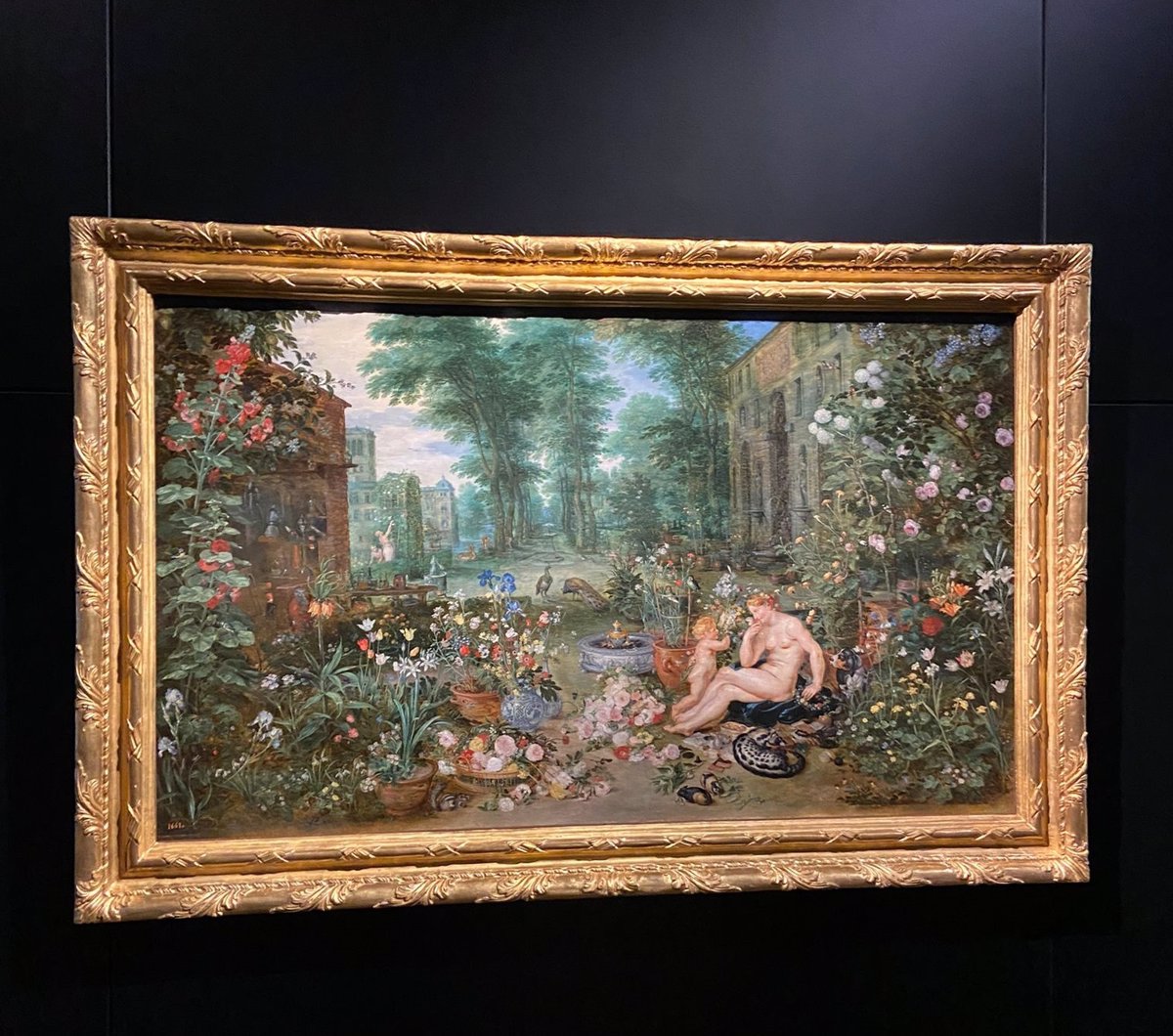 El Prado explora los "olores del pasado" a través de muestra 'La esencia de  un cuadro. Una exposición olfativa'