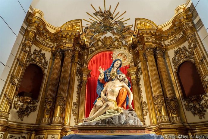 Imagen de la Virgen de la Caridad