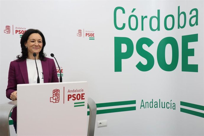 La secretaria general del PSOE de Córdoba y secretaria general del Grupo Parlamentario Socialista en el Congreso de los Diputados, Rafi Crespín.