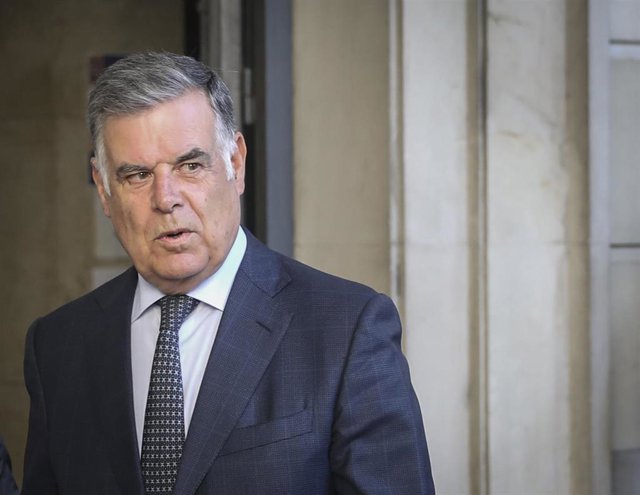 Archivo - El exconsejero de Empleo de la Junta de Andalucía José Antonio Viera