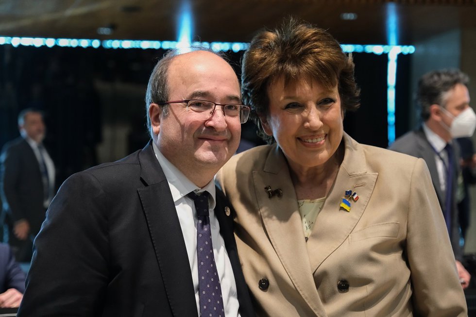 El ministro de Cultura y Deporte, Miquel Iceta, destaca las medidas referidas a cultura en el marco del Plan Nacional España Responde durante su participación en el Consejo de Ministros de Educación, Juventud, Cultura y Deporte de la Unión Europea.
