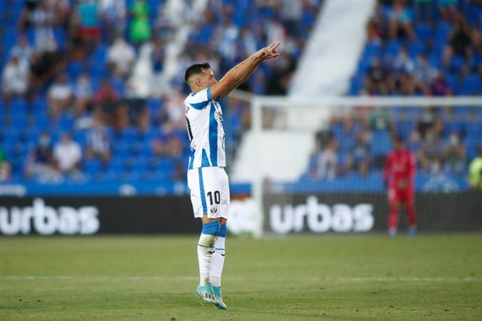 Archivo - José Arnaiz celebrando un gol del Leganés
