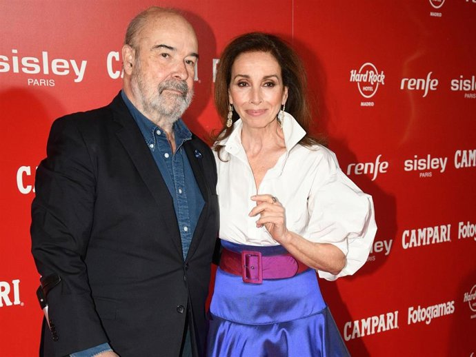 Antonio Resines y Ana Belén en los Premios Fotogramas de Plata