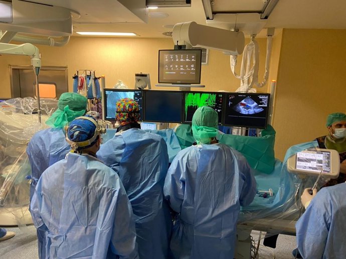 El equipo Endovascular del Hospital Virgen Macarena.