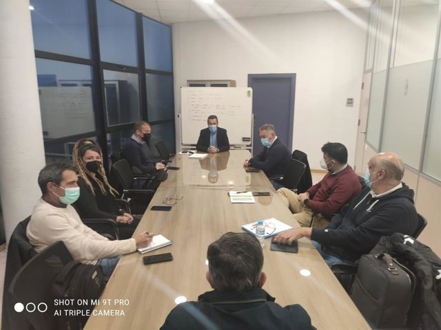Reunión del alcalde con los concejales por los efectos del temporal.