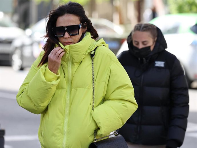 Olga Moreno y Rocío Flores han vuelto a la clínica en la que se operaron para someterse a una nueva revisión