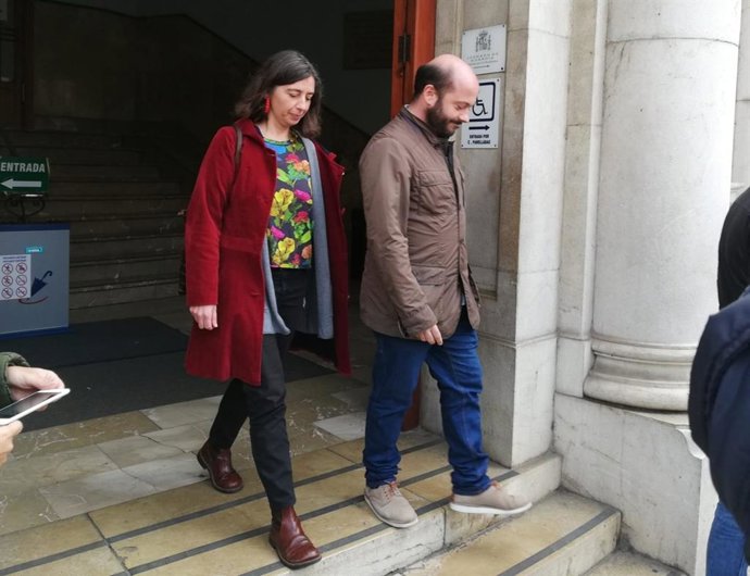 Archivo - La expresidenta de Emaya, Neus Truyol, saliendo del juzgado tras declarar por la investigación sobre los vertidos de aguas fecales a la Bahía de Palma.