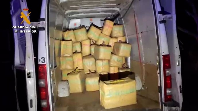 La Guardia Civil incautó el alijo de 2.500 kilos de hachís
