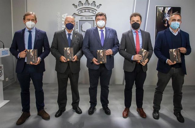 Presentación de la Guía de la Semana Santa de Huelva 2022.