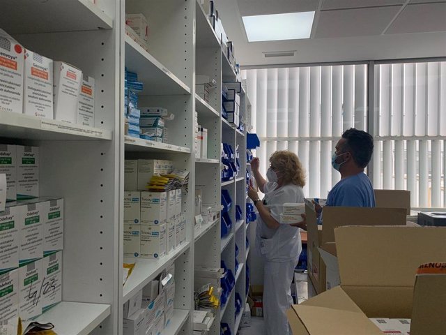 Archivo - El Clínico se suma al convenio regional para ofrecer medicamentos de dispensación hospitalaria en las farmacias
