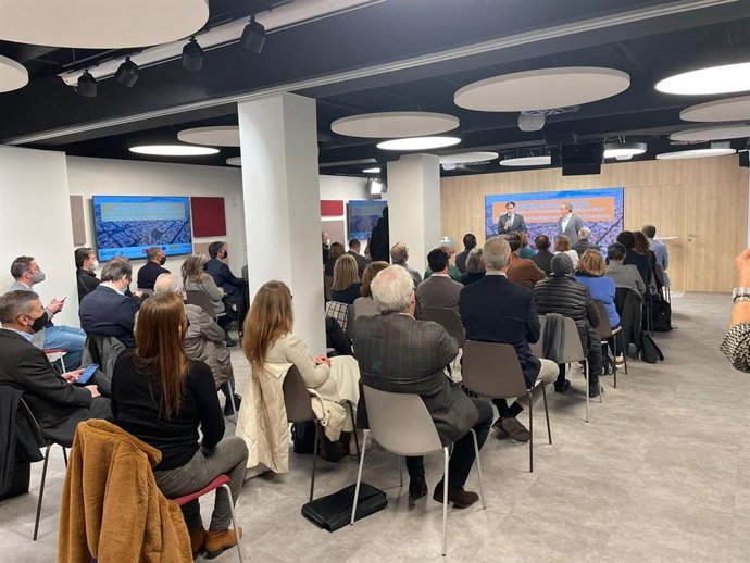 El 28% de facturación comercial de Barcelona es de visitantes metropolitanos, según un informe