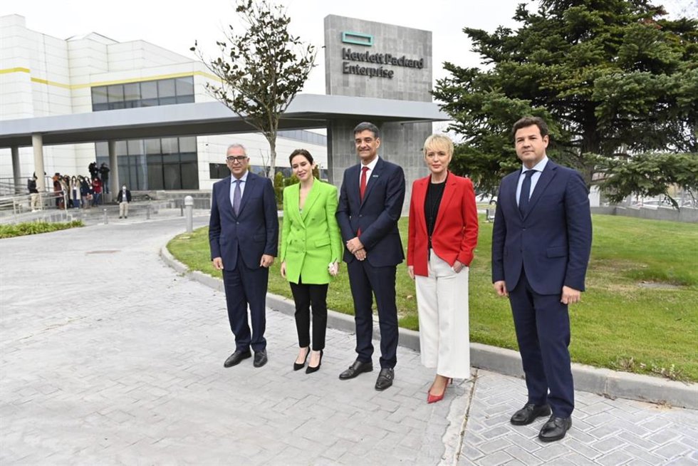 Centro Global de Excelencia de Inteligencia Artificial (IA) y Datos de Hewlett Packard Enterprise (HPE) en su sede española de Las Rozas (Madrid)