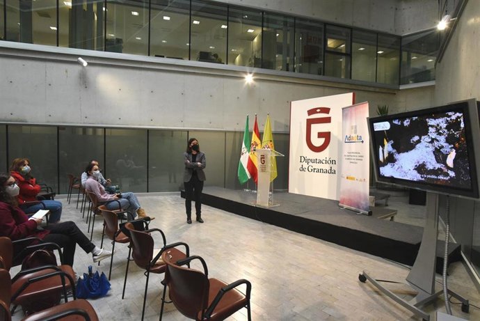 Presentación en la Diputación de Granada.