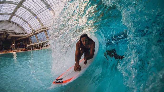 Rob Kelly in the barrel on PerfectSwell at American Dream. Photo: Seth Stafford