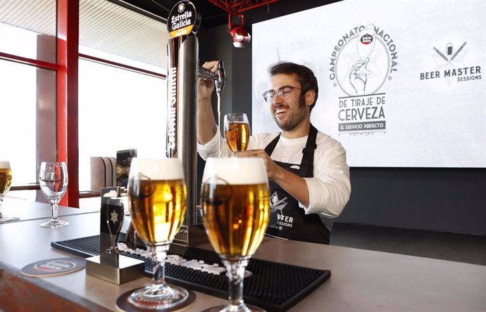 Gustavo Rey, mejor tirador de cerveza de Galicia