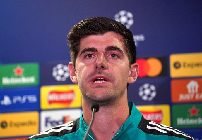 05 April 2022, United Kingdom, London: Real Madrid goalkeeper Thibaut Courtois speaks during a press conference at Stamford Bridge, ahead of Wednesday's UEFA Champions League quarter-final first leg soccer match against Chelsea. Photo: Jonathan Brady/PA