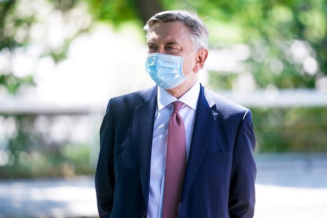 Archivo - El embajador de la Federación de Rusia en España, Yury Korchagin, interviene en la inauguración de un busto en homenaje al astronauta Yuri Gagarin, a 8 de junio de 2021, en el Parque Tierno Galván, Madrid, (España). 