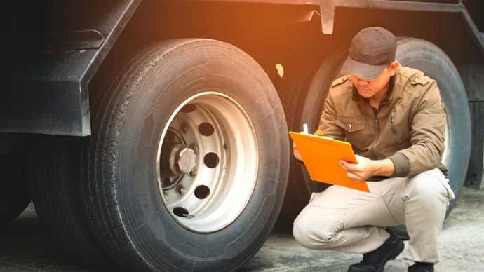 Asistencia de vehículo en carretera.