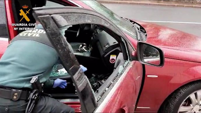 La Guardia Civil esclarece una oleada de robos con fuerza en el interior de vehículos en Gran Canaria