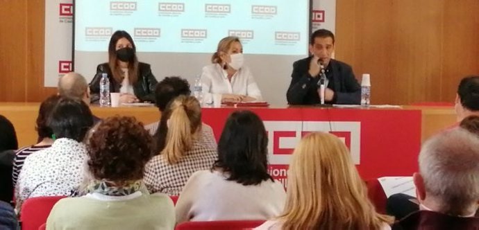 Valdeón interviene en la jornada organizada por CCOO sobre políticas de igualdad