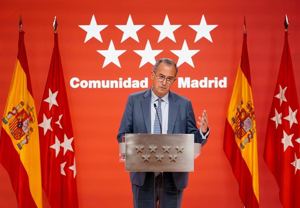 El consejero de Educación, Ciencia y Universidades y portavoz del Gobierno de la Comunidad de Madrid, Enrique Ossorio, en la rueda posterior al Consejo de Gobierno
