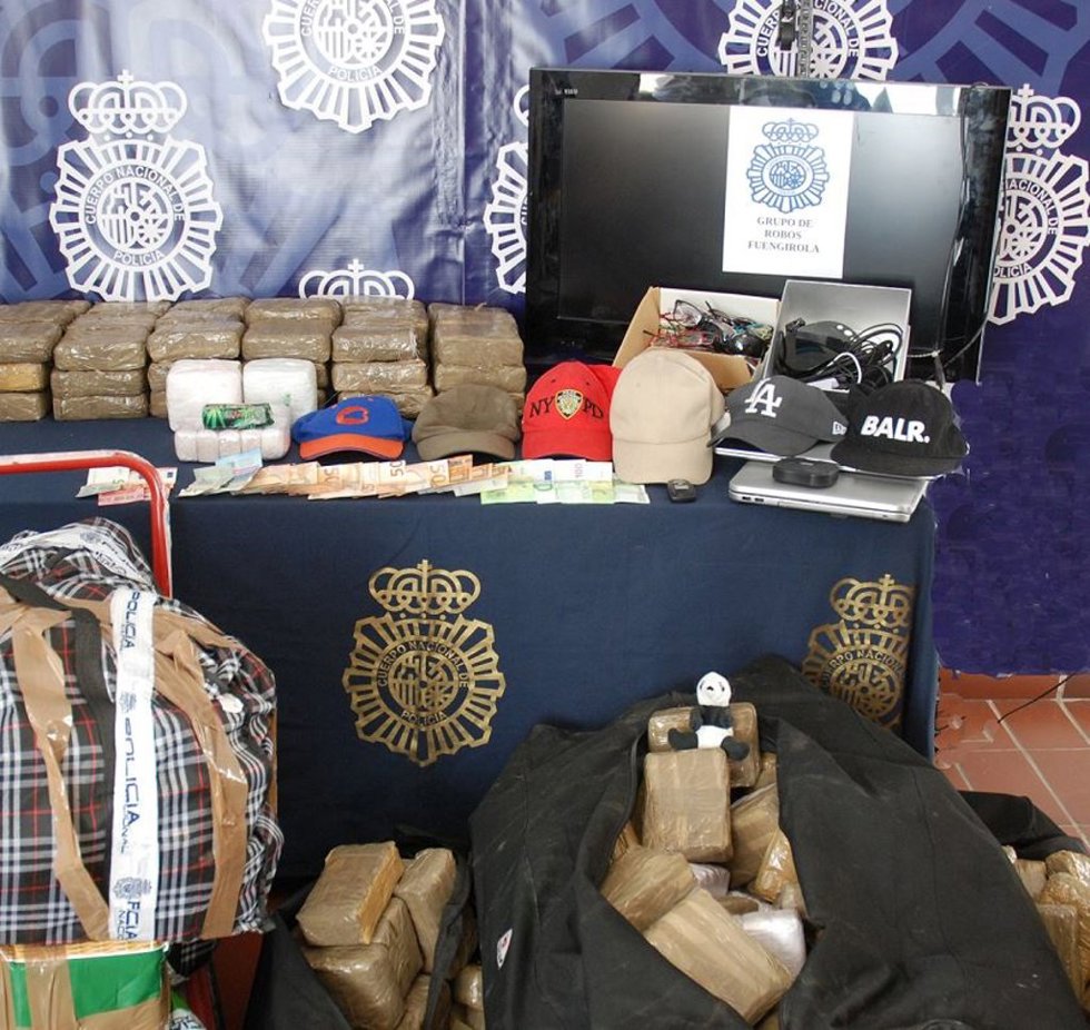 Detenido "el ladrón de la gorra", responsable de 29 robos con fuerza en comercios de Fuengirola