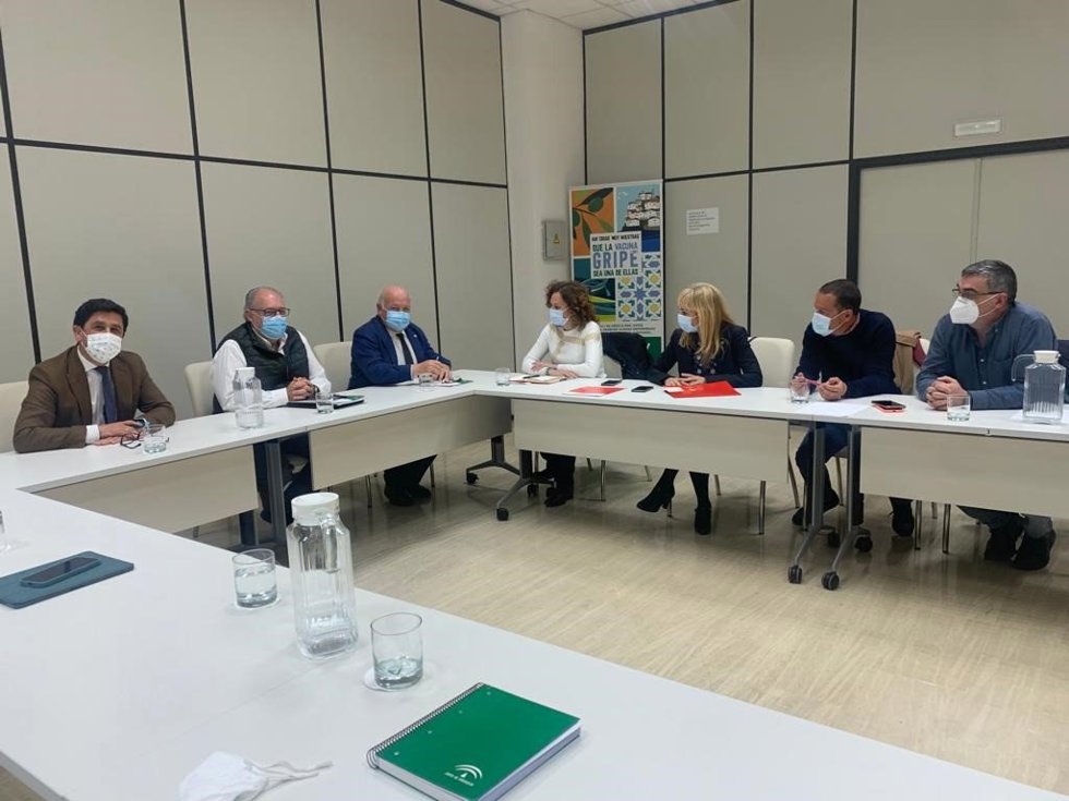 Reunión de CCOO y UGT con el consejero de Salud y el gerente del Servicio Andaluz de Salud