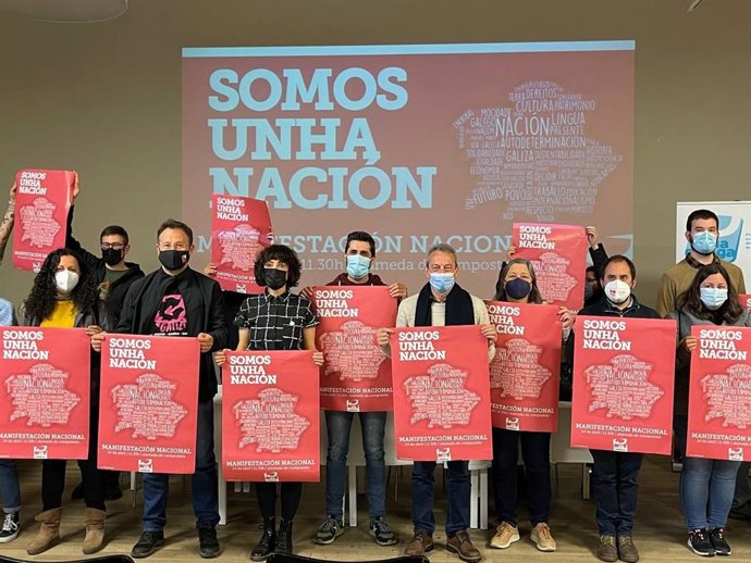 Convocan en Santiago para el 24 de abril una manifestación con el lema 'Somos unha nación'