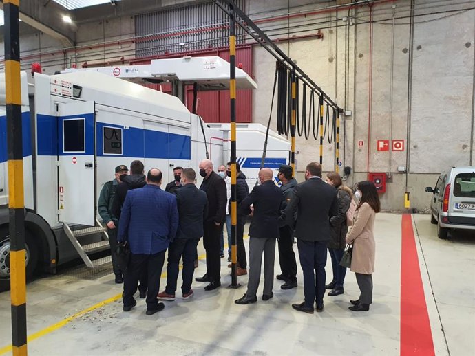 Visita a una de las instalaciones de la Guardia Civil