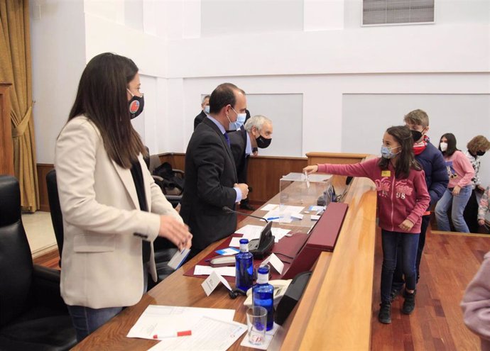 Pleno infantil de Aldeas Infantiles en Castilla-La Mancha