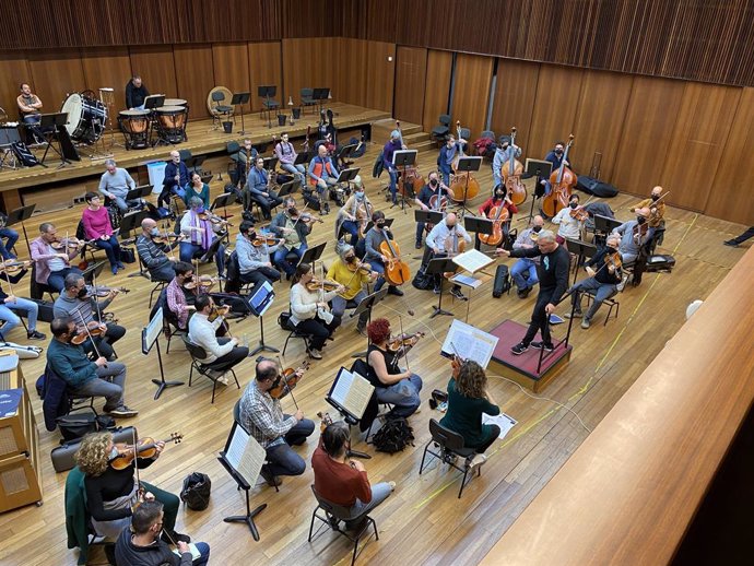 La Orquesta de Valncia ensaya en París