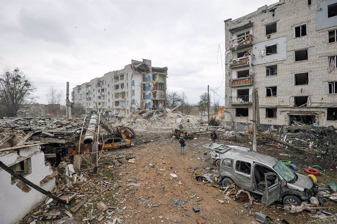 April 6, 2022, Borodianka, Ukraine: A view of a damaged residential area in the city of Borodianka, northwest of the Ukrainian capital Kyiv. After invading Ukraine on February 24th, Russian troops took up positions on the outskirts of the Ukrainian capi