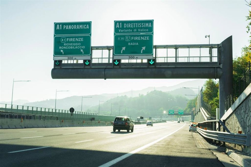 Archivo - Una de las autopistas italianas de Autoestrade