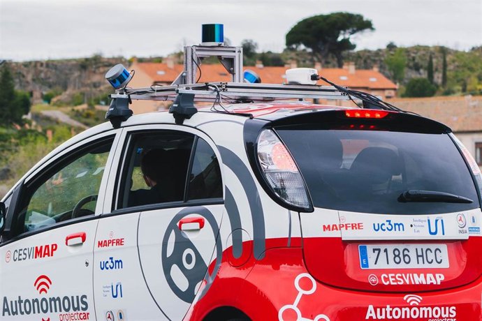 Archivo - Vehículpo medidor de la huella de carbono