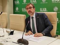 El rector de la UJA no secundará las movilizaciones en Jaén tras ver "satisfactorio" el acuerdo con la Junta