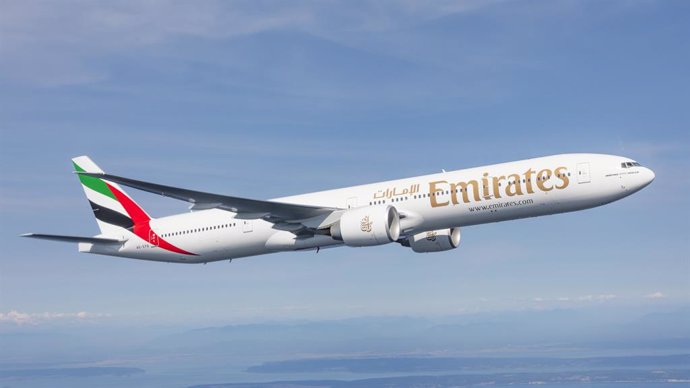 Avión de Emirates.