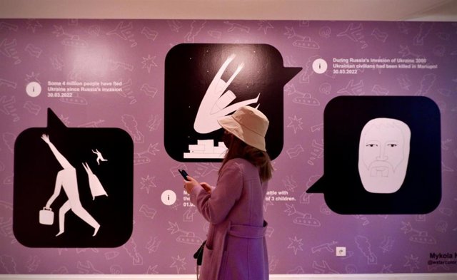 Imagen de la exposición 'Vesna' en un espacio que el Museu Nacional d'Art Contemporani de Catalunya ha habilitado para artistas ucranianos