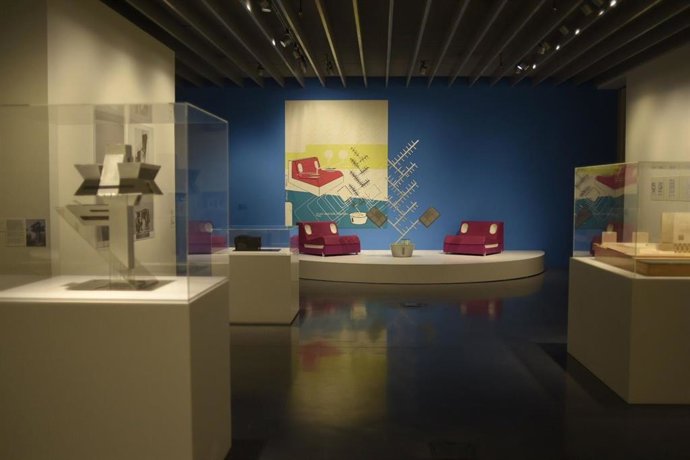 La muestra 'Un tiempo propio. Liberarse de las ataduras de lo cotidiano' en el Centre Pompidou Málaga