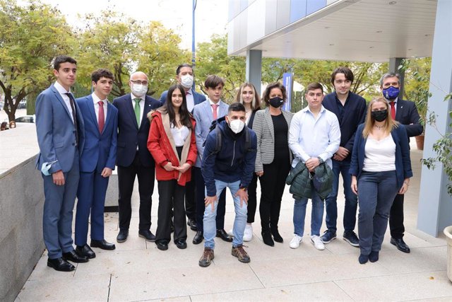 La gala de premios de 'Reimagina la Ciencia Andalucía' se ha celebrado en el Parque Científico y Tecnológico Cartuja.