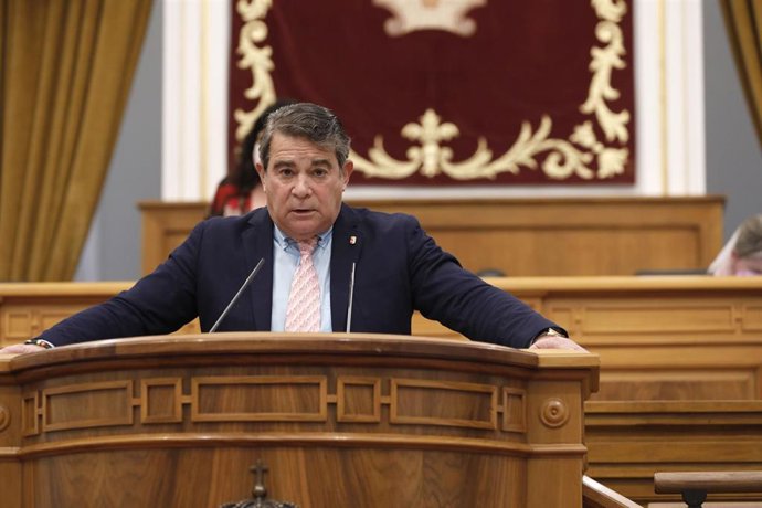 El diputado de Cs Javier Sevilla en el pleno de las Cortes.