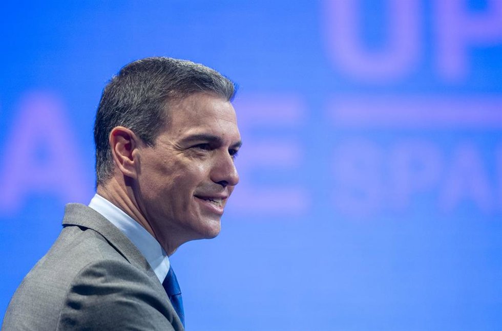 El presidente del Gobierno, Pedro Sánchez, interviene en la inauguración de la segunda edición del foro económico español Wake Up, Spain!, Aprendizaje, crecimiento y sostenibilidad en la Europa solidaria, en la Casa de América, a 4 de abril de 2022, e