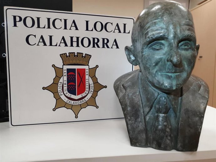 Recuperación busto de don Pedro Gutiérrez en Calahorra