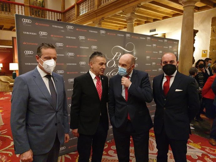 Marcelino Marcos Líndez, César Suárez Junco, Juan Cofiño y Juan Manuel Ballesteros