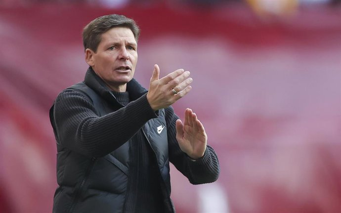 Oliver Glasner, técnico del Eintracht